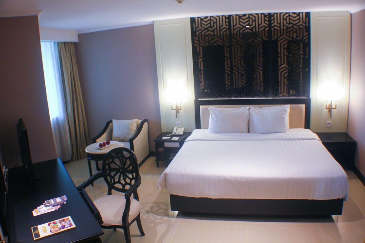 Grand Arkenso Park View Hotel Semarang Exterior photo